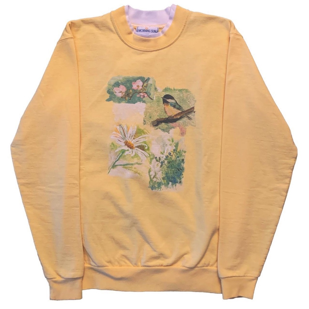 Vintage 90s Morning Sun pastel yellow spring / summer graphic sweatshirt